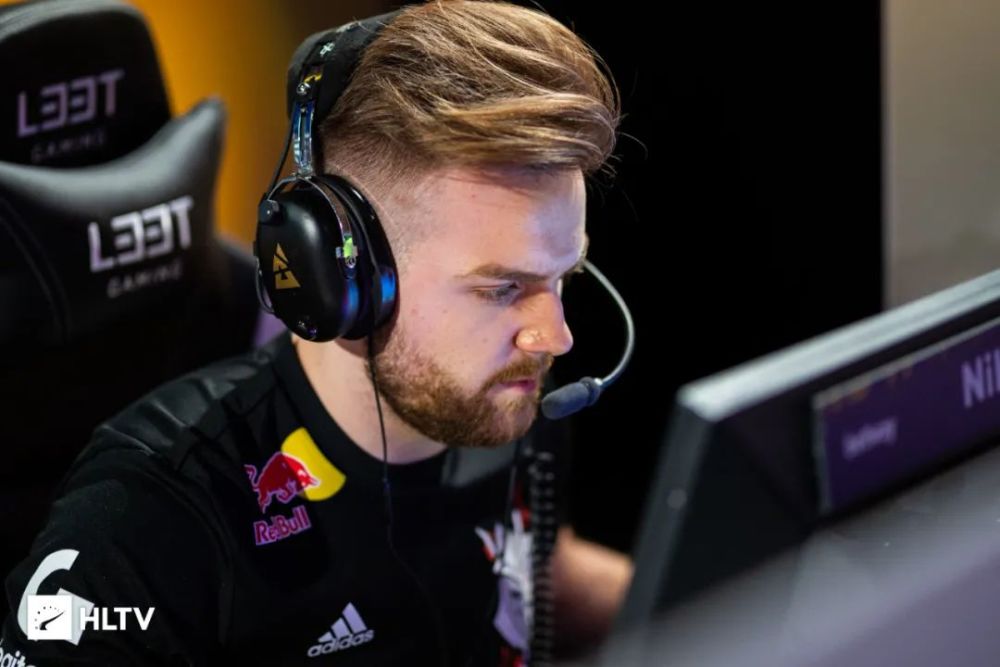 【战报】MSI季中冠军赛对抗赛Day4综述：C9丧失出线主动权