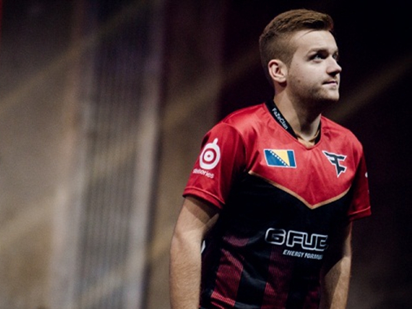 Fnatic 在 VCT 2025：EMEA 第一阶段开始前宣布教练团队变动